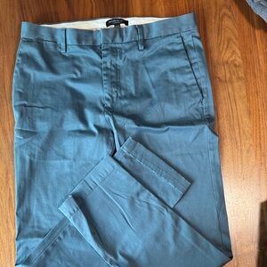 Banana Republic Men's Teal Chinos